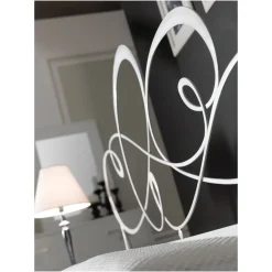 Viadurini Night Design Schlafzimmer Komplett-Doppelbett mit passendem Fußteil, Matratze und 2 Nachttischen – Nebbia