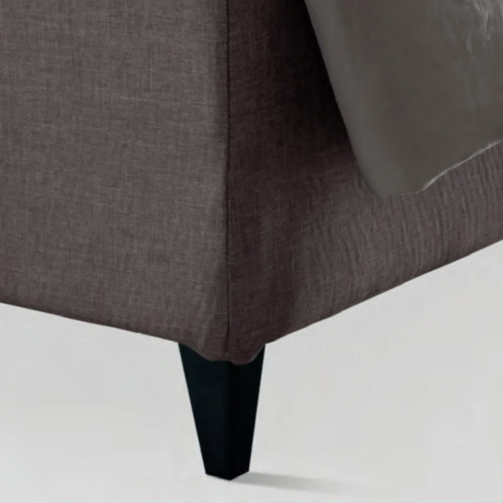 Viadurini Night Design Polsterbetten-Doppelbett 160x190 mit 3 asymmetrischen schrägen Paneelen - Margen