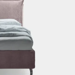 Viadurini Night Design Polsterbetten-Doppelbett 160x190 mit 2 weichen Kissen mit Volants - Ernesta