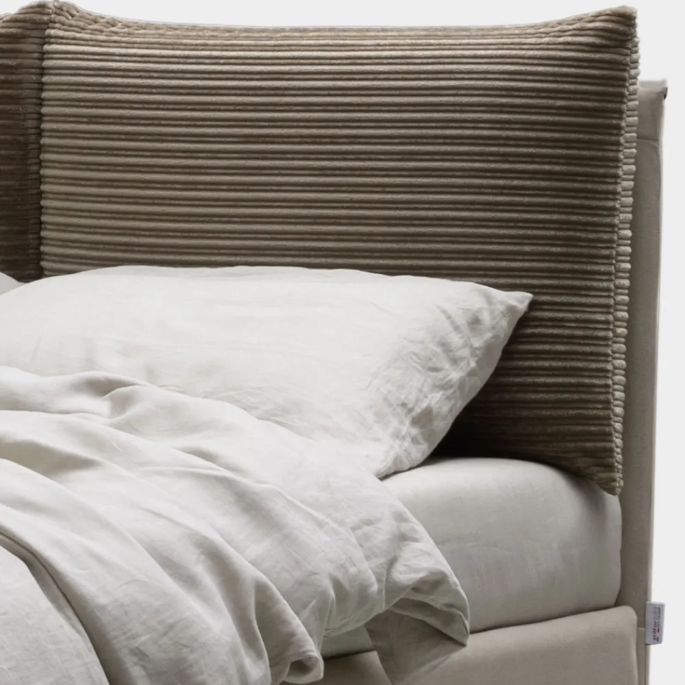 Viadurini Night Design Polsterbetten-Doppelbett 160x190 mit 2 weichen Kissen im Kopfteil - Tramonti