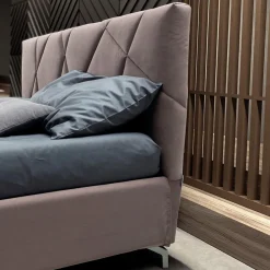 Viadurini Night Design Polsterbetten-Doppelbett 160x190 mit geometrischer Steppverarbeitung - Ciottolino