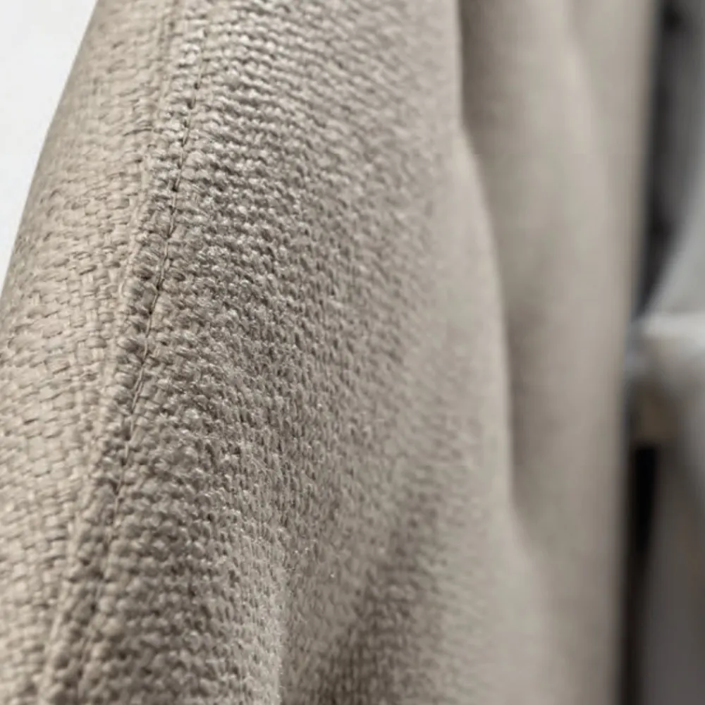 Viadurini Night Design Polsterbetten-Doppelbett 160x190 mit geschwungenen Linien und Knöpfen Made in Italy - Oriente