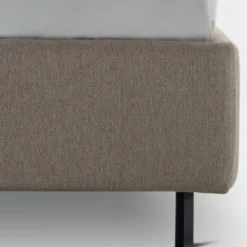 Viadurini Night Design Polsterbetten-Doppelbett 160x190 mit geschwungenen Linien und Knöpfen Made in Italy - Oriente