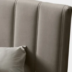 Viadurini Night Design Polsterbetten-Doppelbett 160x190 mit Steppung mit breiten vertikalen Streifen - Magan