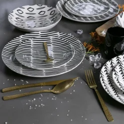 Viadurini Kitchen Besteck Set-Edelstahl Besteck in Schildpattoptik, satiniert, 24 teilig - Rock