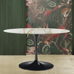 Viadurini Living Tulip Tische|Esstisch Oval-Eero Saarinen Tisch H 74 mit ovaler Platte aus goldenem Calacatta-Marmor Made in Italy - Scharlachrot