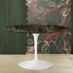 Viadurini Living Tulip Tische|Runde Tische-Eero Saarinen Tulip Tisch H 74 aus dunklem Marmor Emperador Made in Italy - Scharlachrot