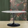 Viadurini Living Tulip Tische|Esstisch Oval-Eero Saarinen Tulpentisch H 74 mit ovaler Platte aus Arabescato-Marmor Made in Italy - Scharlachrot