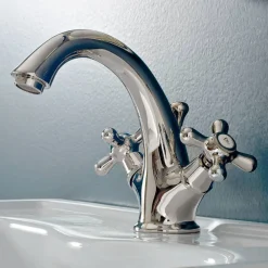 Viadurini Taps Waschbeckenarmaturen-Einloch-Waschtischarmatur aus Messing mit Ablauf im klassischen Stil - Ercolina