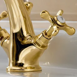 Viadurini Taps Waschbeckenarmaturen-Einloch-Waschtischarmatur aus Messing Klassische Schmetterlingsgriffe - Fioretta