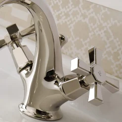 Viadurini Bathroom Waschbeckenarmaturen-Einloch-Waschtischmischer im Vintage-Design aus Messing Made in Italy - Silvana