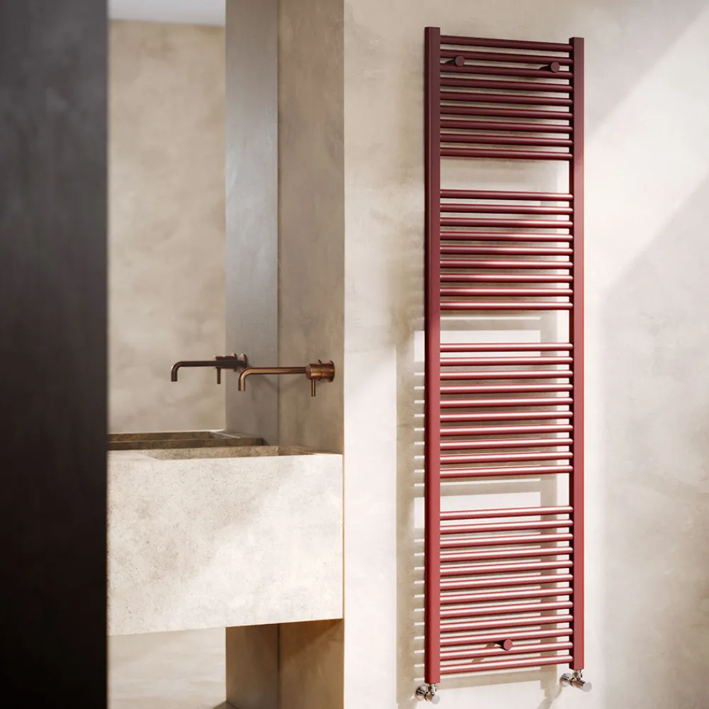 Viadurini Radiators Handtuchheizkörper Wasser-Einzelner hydraulischer Handtuchwärmer aus Kohlenstoffstahl Rost Made in Italy - Alan