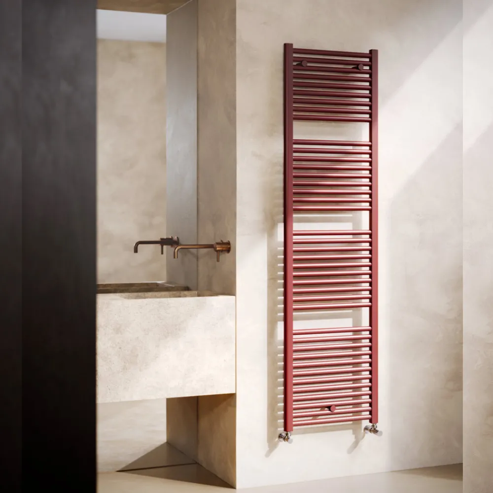 Viadurini Radiators Handtuchheizkörper Wasser-Einzelner hydraulischer Handtuchwärmer aus Kohlenstoffstahl Rost Made in Italy - Alan