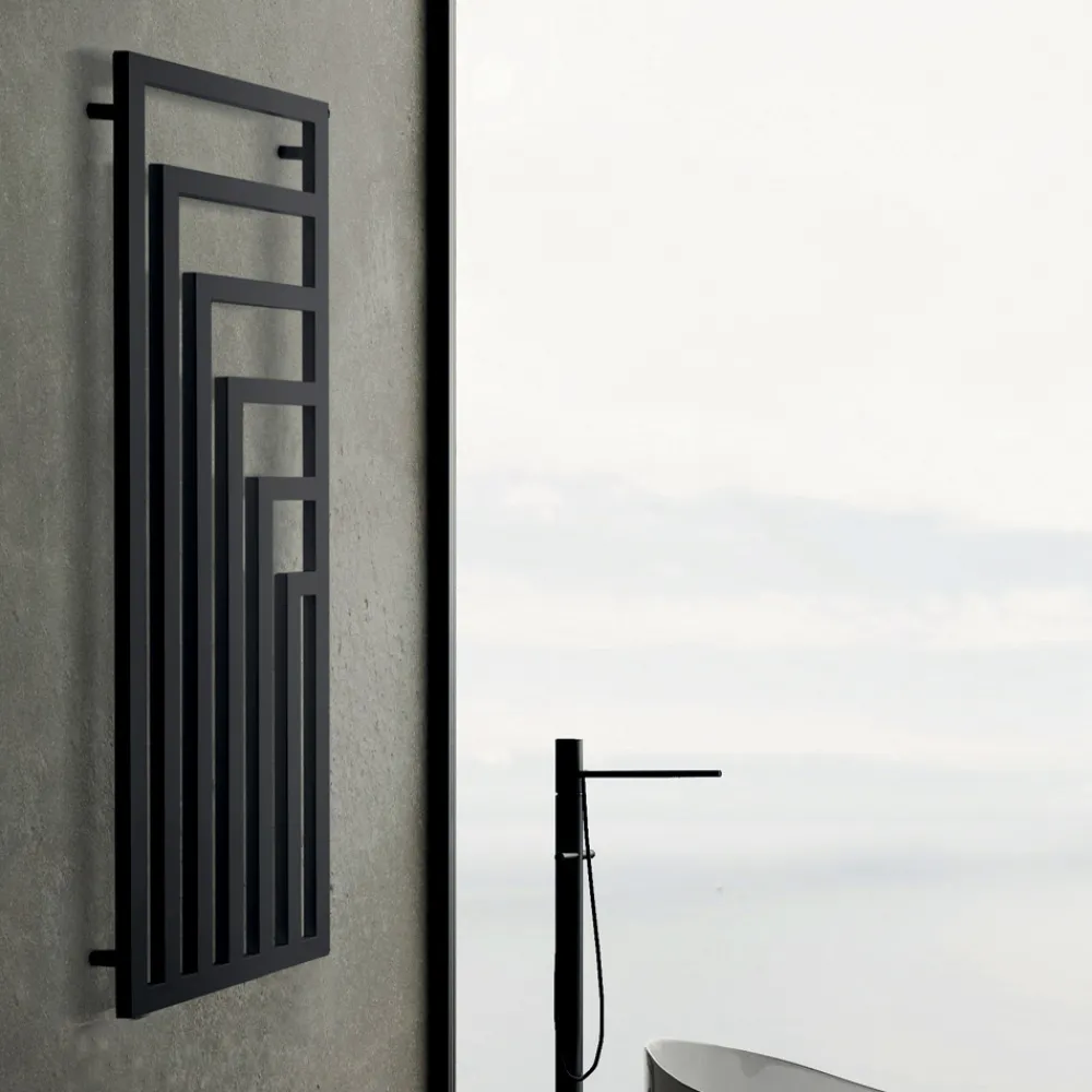 Scirocco H Handtuchheizkörper Elektrisch-Elektrischer Handtuchwärmer aus Stahl mit modernem Design Made in Italy - Potentia