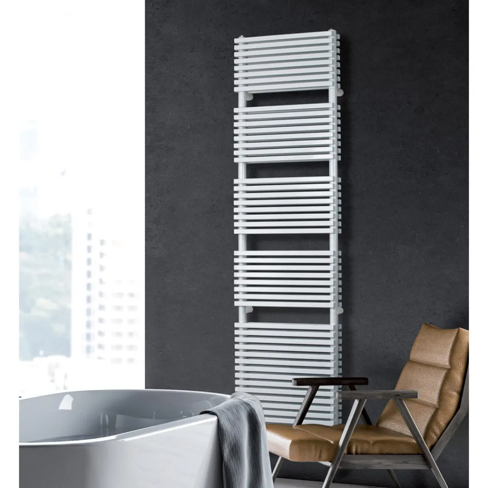 Viadurini Radiators Handtuchheizkörper Elektrisch-Elektrischer Handtuchwärmer mit doppeltem Abschnitt aus horizontalen Elementen – Pudding