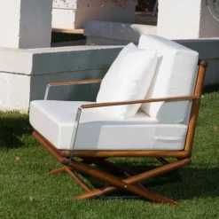 Viadurini in the Garden Holzsessel-Entwerfen Sie einen Outdoor-Sessel aus Natur- oder Schwarzholz mit Kissen - Suzana