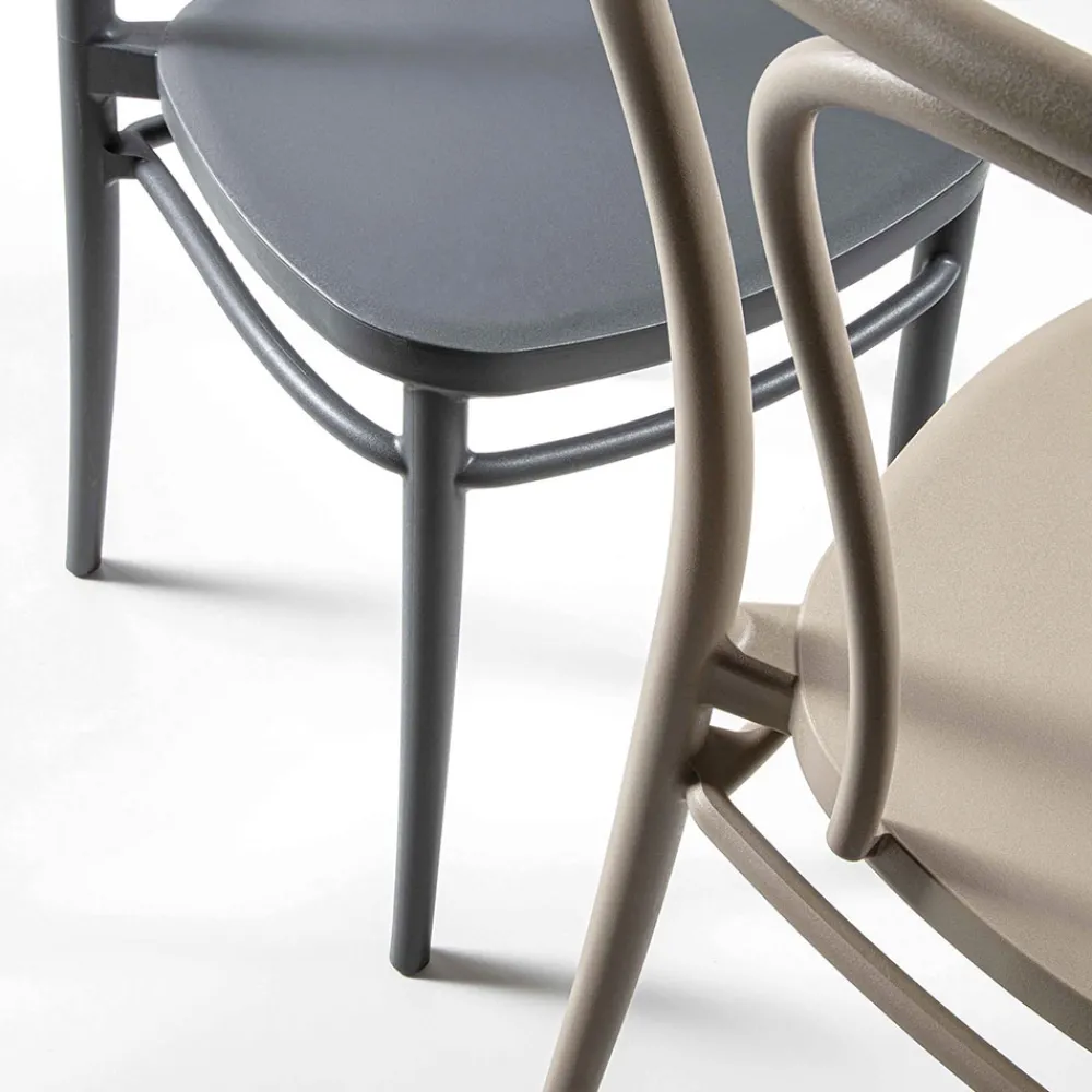 Viadurini Living Moderne Stühle-Esszimmerstuhl aus Polypropylen Stapelbar Bis zu 10 Einheiten, 4 Stück - Gaya