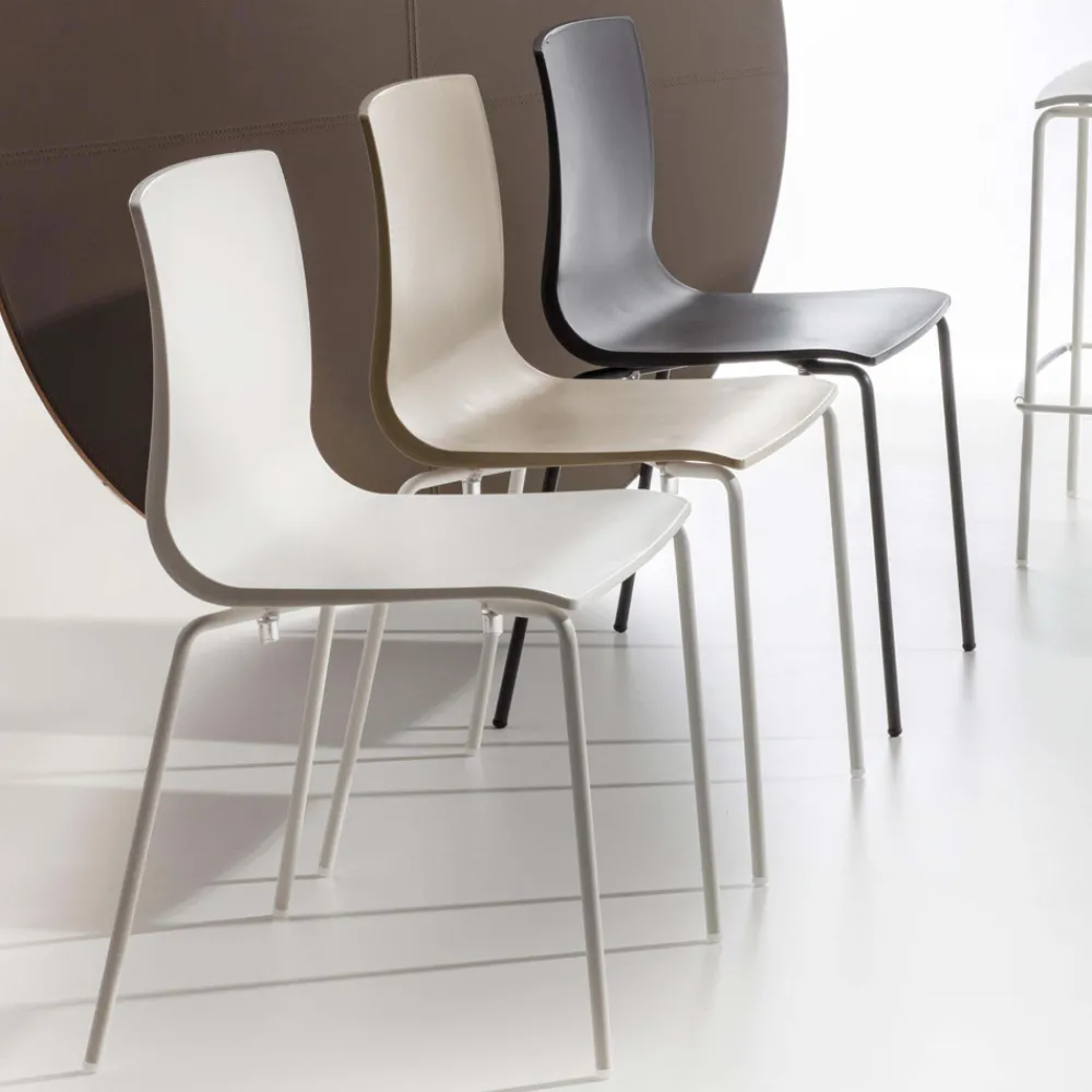 Viadurini Living Moderne Stühle-Esszimmerstuhl aus Polypropylen mit Metallfuß, 4 Stück - KIARA