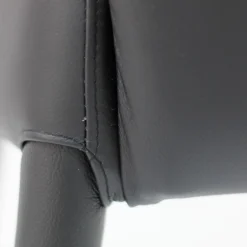 Viadurini Living Moderne Stühle-Esszimmerstuhl mit Armlehnen mit schwarzem Leder bezogen Made in Italy - Meyer