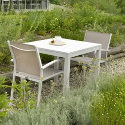 Viadurini in the Garden Gartentische Fest-Fester quadratischer Gartentisch aus Aluminium - Marker