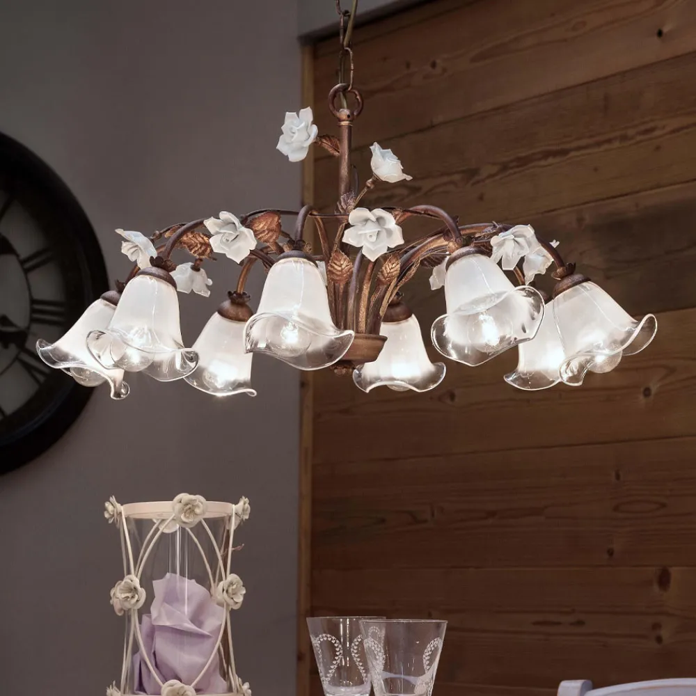 Ferroluce Vintage Kronleuchter-8-flammiger Kronleuchter aus Eisen und sandgestrahltem Glas mit Keramikrosen - Siena