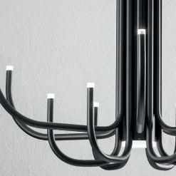 Viadurini Lighting Moderne Kronleuchter-13-flammiger LED-Kronleuchter aus weiß, schwarz oder gold lackiertem Metall - Skorpion