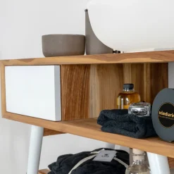 Viadurini Bathroom Badmöbel Stehend-Freistehender Badezimmerschrank aus natürlichem Teakholz und weiß lackiertem Mahagoni - Benoit