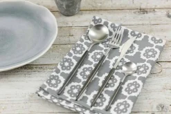 Viadurini Kitchen Besteck Set-Full-Service-Besteck aus schwarzem Stahl Modernes Design 24 Stück - Calamo1