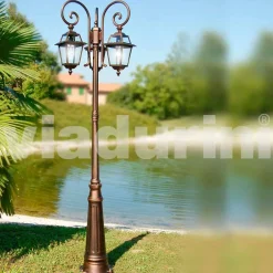 Viadurini Lighting Gartenlampion-Garten drei Lichter Laternenpfahl aus Aluminium, hergestellt in Italien, Kristel