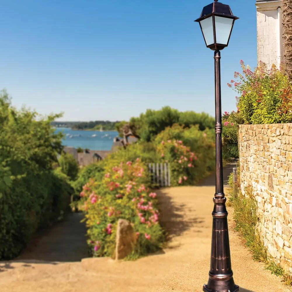 Viadurini Lighting Gartenlampion-Gartenlampe im Vintage-Stil aus Aluminium und Glas, hergestellt in Italien – Doroty