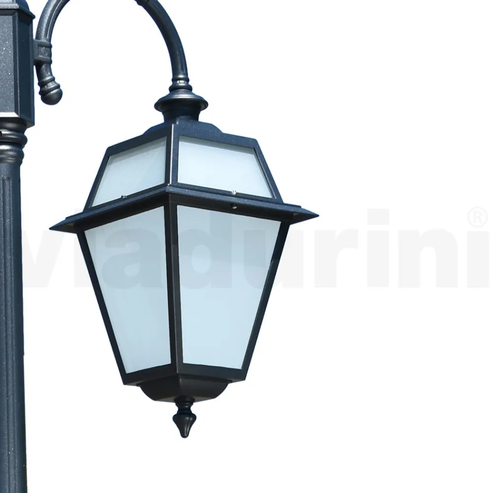 Viadurini Lighting Gartenlampion-Gartenlampe mit 2 Lichtern aus Aluminium und Glas, hergestellt in Italien – Vivian