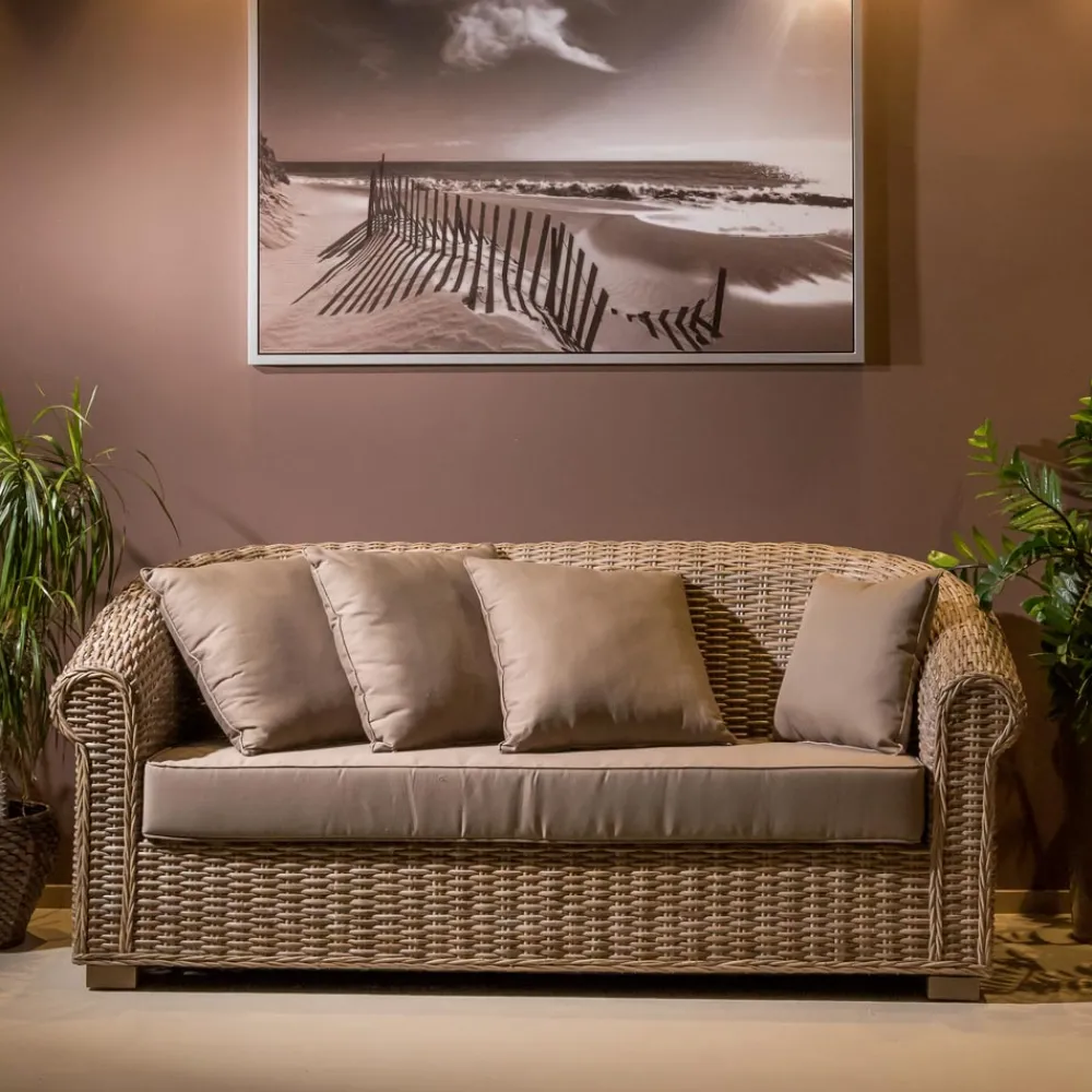 Viadurini in the Garden Gartensofas-Gartensofa aus natürlicher Kubù-Faser mit Kissen - Isildur