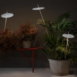 Viadurini Lighting Design Beleuchtung-Garten-Stehlampe Aluminium Weiß Design mit Seerosenblatt - Cipriam