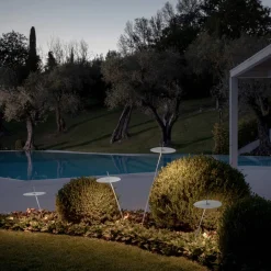 Viadurini Lighting Design Beleuchtung-Garten-Stehlampe Aluminium Weiß Design mit Seerosenblatt - Cipriam