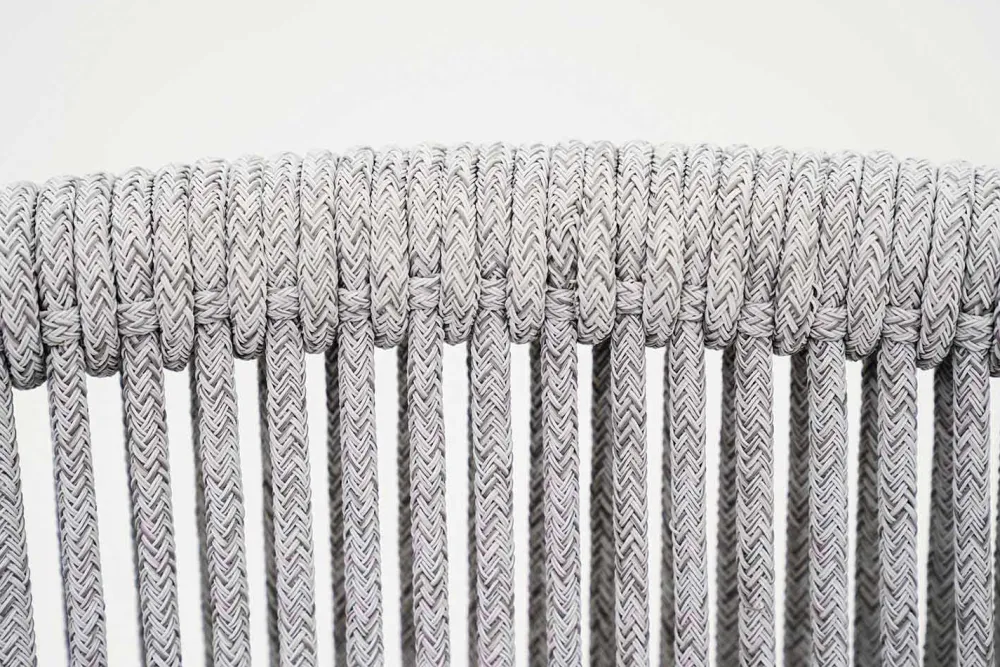 Varaschin Gartenstühle Metall-Gartenstuhl mit Armlehnen Stapelbar gepolstert H 78cm - Smart von