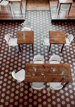 Viadurini in the Garden Gartenstühle Kunststoff-Gartenstuhl Polypropylen Stapelbare Hergestellt in Italien, 4 Stück - Bertina