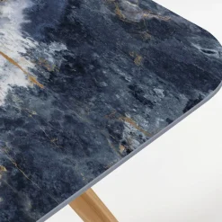 Viadurini in the Garden Gartentische Aus Teakholz|Gartentische Fest-Gartentisch mit Holzsockel und ozeanblauer Keramikplatte - Infinity