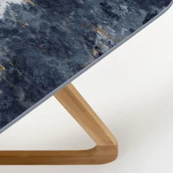 Viadurini in the Garden Gartentische Aus Teakholz|Gartentische Fest-Gartentisch mit Holzsockel und ozeanblauer Keramikplatte - Infinity