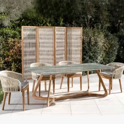 Viadurini in the Garden Gartentische Fest|Gartentische Aus Teakholz-Gartentisch mit Holzsockel und Royal Peacock-Keramikplatte - Infinity