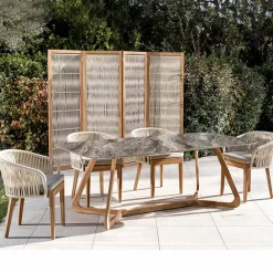 Viadurini in the Garden Gartentische Fest|Gartentische Aus Teakholz-Gartentisch mit Holzsockel und Orobico Luxe Keramikplatte - Infinity