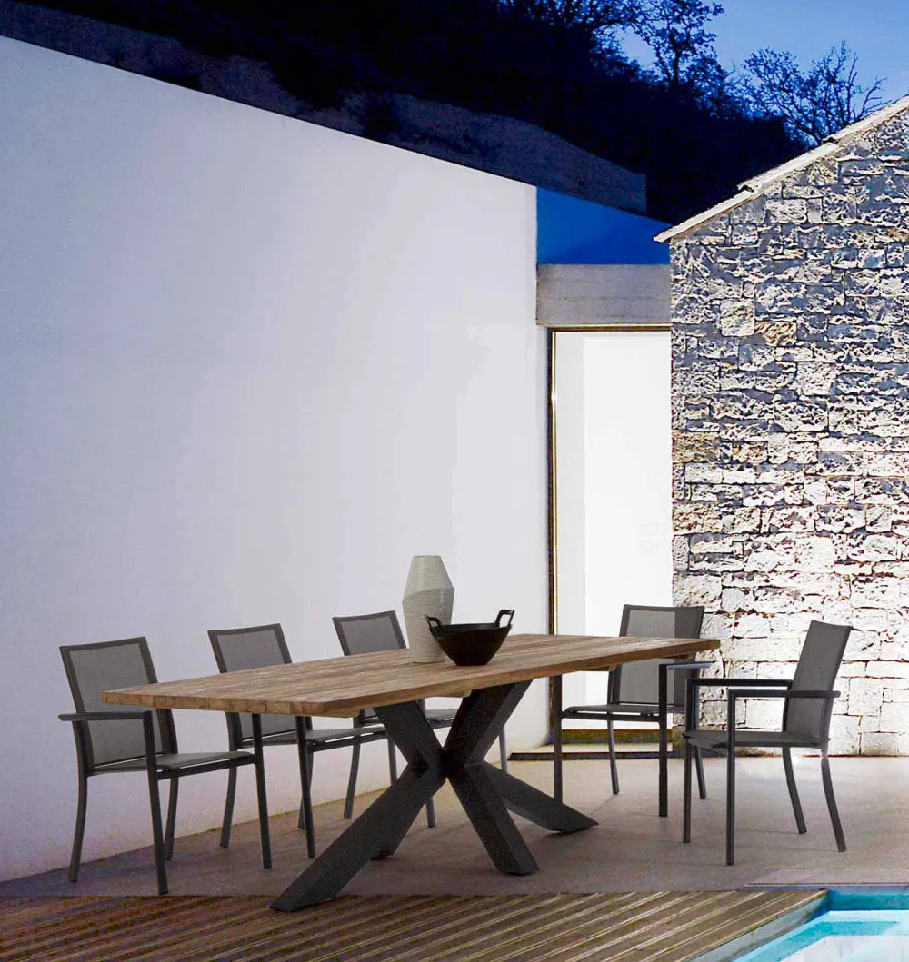 Viadurini in the Garden Gartentische Aus Teakholz-Gartentisch mit Platte aus Teakholz von Homemotion Design - Cowen