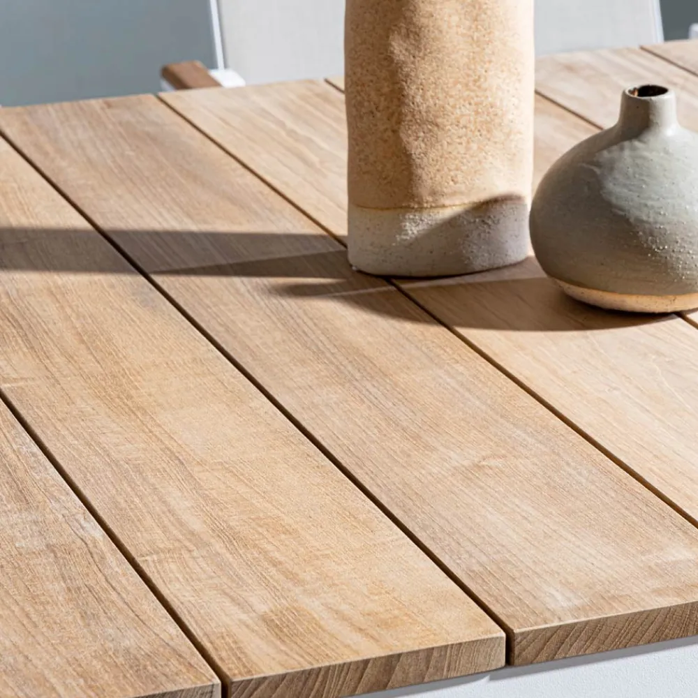 Viadurini in the Garden Gartentische Aus Teakholz-Gartentisch 180x90 cm mit Aluminiumbasis und Teakholzplatte - Mean