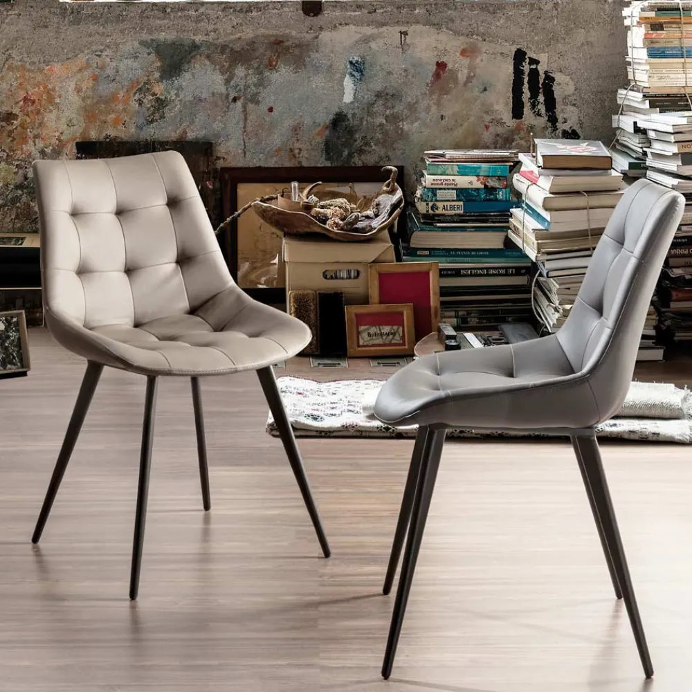 Viadurini Living Moderne Stühle-Gepolsterter Esszimmerstuhl aus Kunstleder mit schwarzen Beinen, 2 Stück - Edda