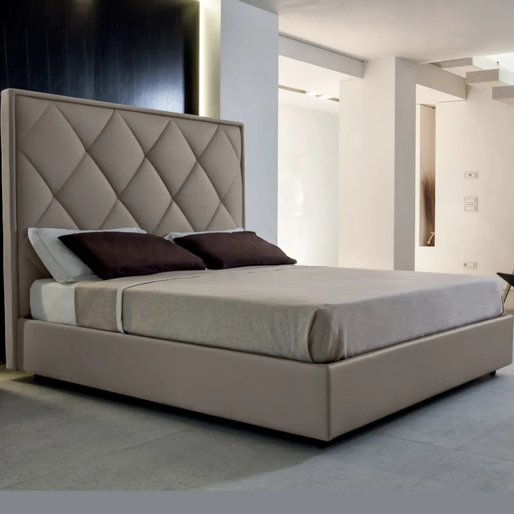 Viadurini Night Design Polsterbetten-Gepolstertes Doppelbett mit Stoff- oder Lederbezug - Celebre