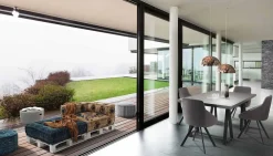 Viadurini Italian Sofas Moderne Sofas-Gepolstertes Zweisitzer-Ethnosofa aus Patchworkstoff und Holzfaser