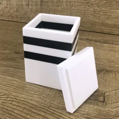 Viadurini Kitchen Küchenzubehör-Gewürzbehälter mit italienischer hochwertiger Corian-Kappe - Spicy