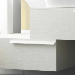 Viadurini Bathroom Badmöbel Hängend-Glückliches modernes lackiertes hölzernes verschobene Badezimmermöbelzusammensetzung