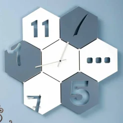 Viadurini Time Design Wanduhren-Große Wanduhr aus farbigem Holz Sechseckiges modernes Design - Nidodape