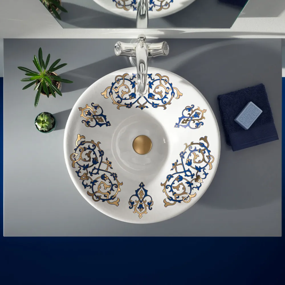 Viadurini Bathroom Waschbecken Aus Fire Clay-Halbeinbauwaschbecken mit Kobaltblau- und Gold- oder Golddekorationen, hergestellt in Italien – Capatosta