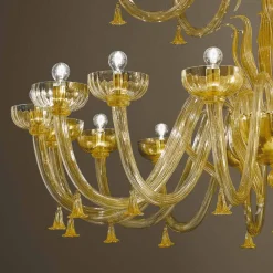 Viadurini Lighting Klassische Kronleuchter-Handgefertigter venezianischer Kronleuchter aus Glas und Gold mit 28 Lichtern Made in Italy - Regina